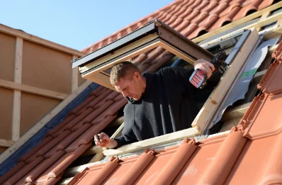 Pose de fenêtres de toit Velux à Lugny